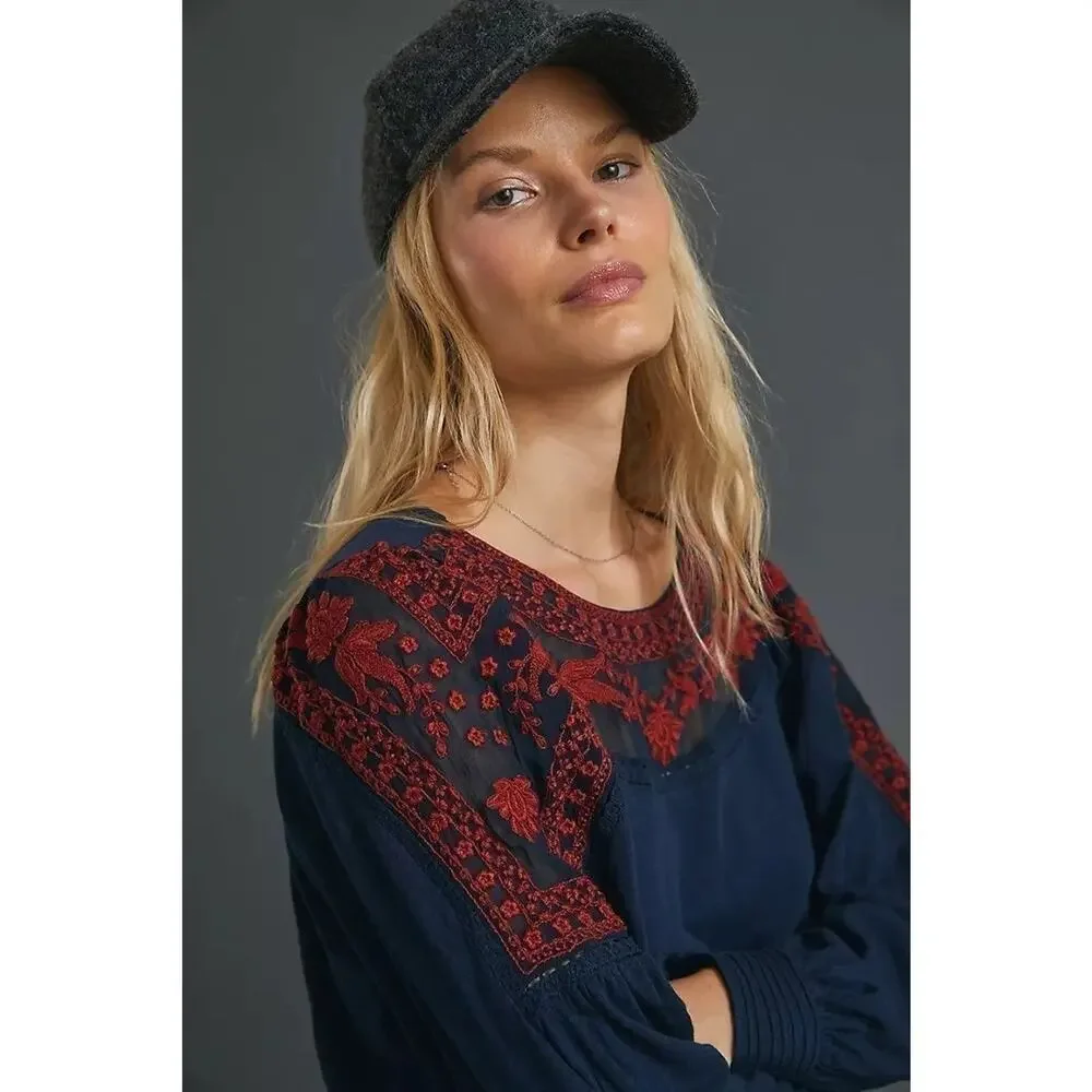 NWT❤️Anthropologie Kami Embroidered Top szS